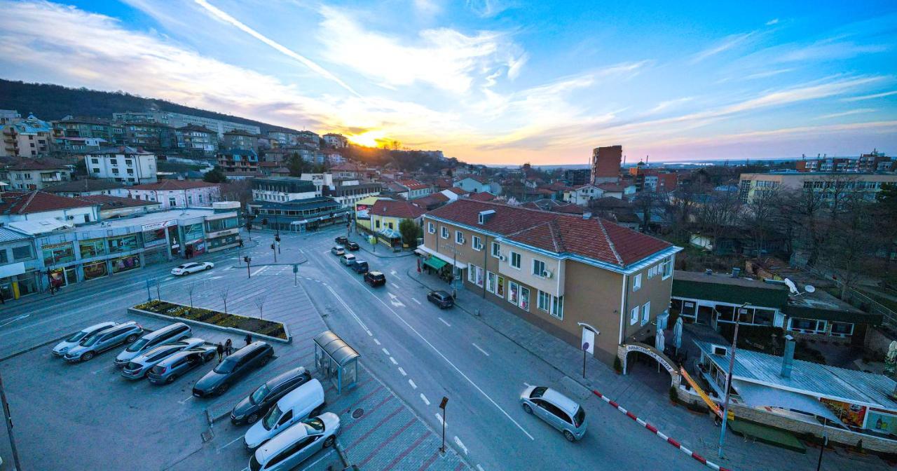 Пансион - Димитър Хадживасилев Sviștov Exterior foto