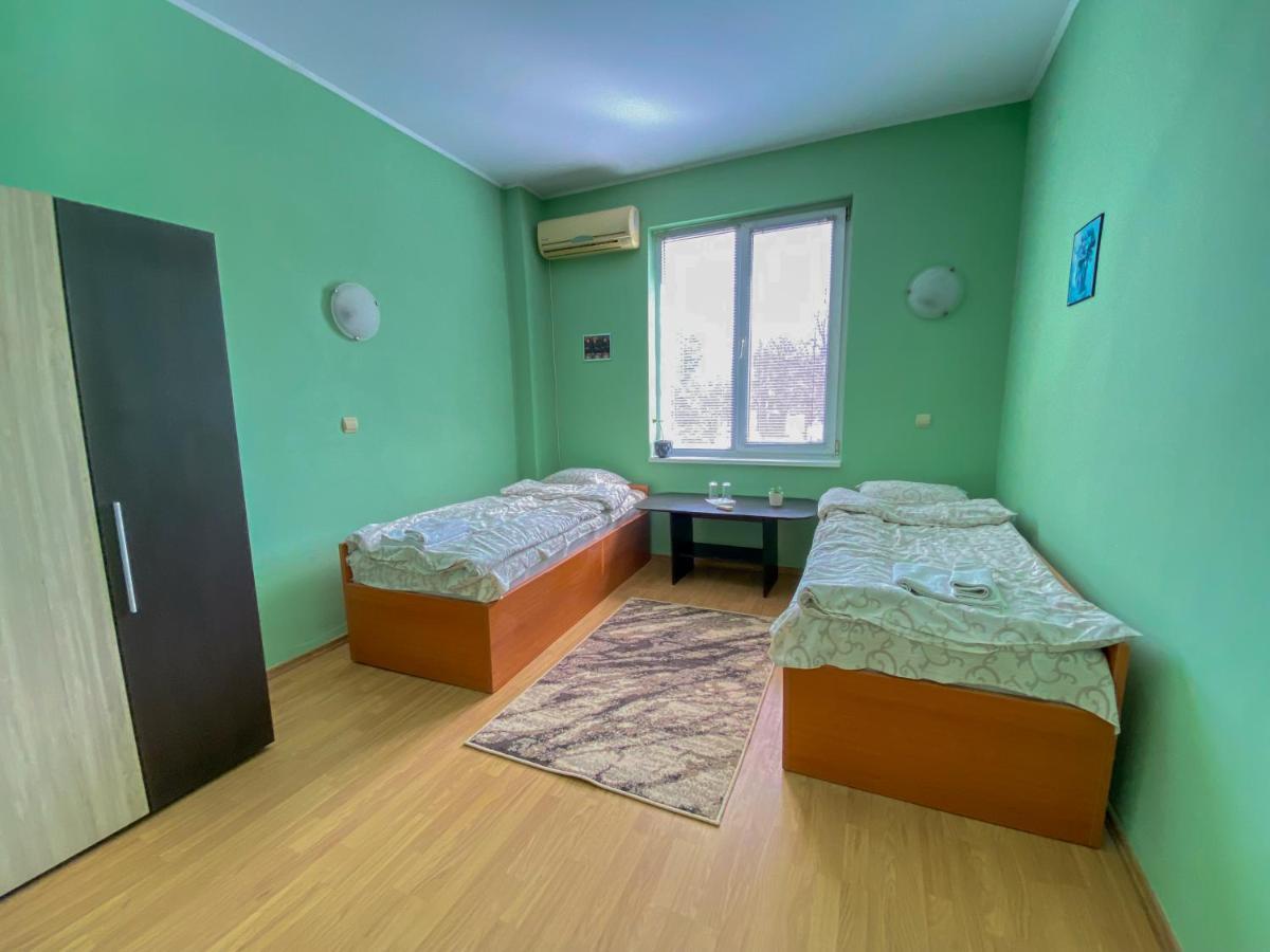 Пансион - Димитър Хадживасилев Sviștov Exterior foto