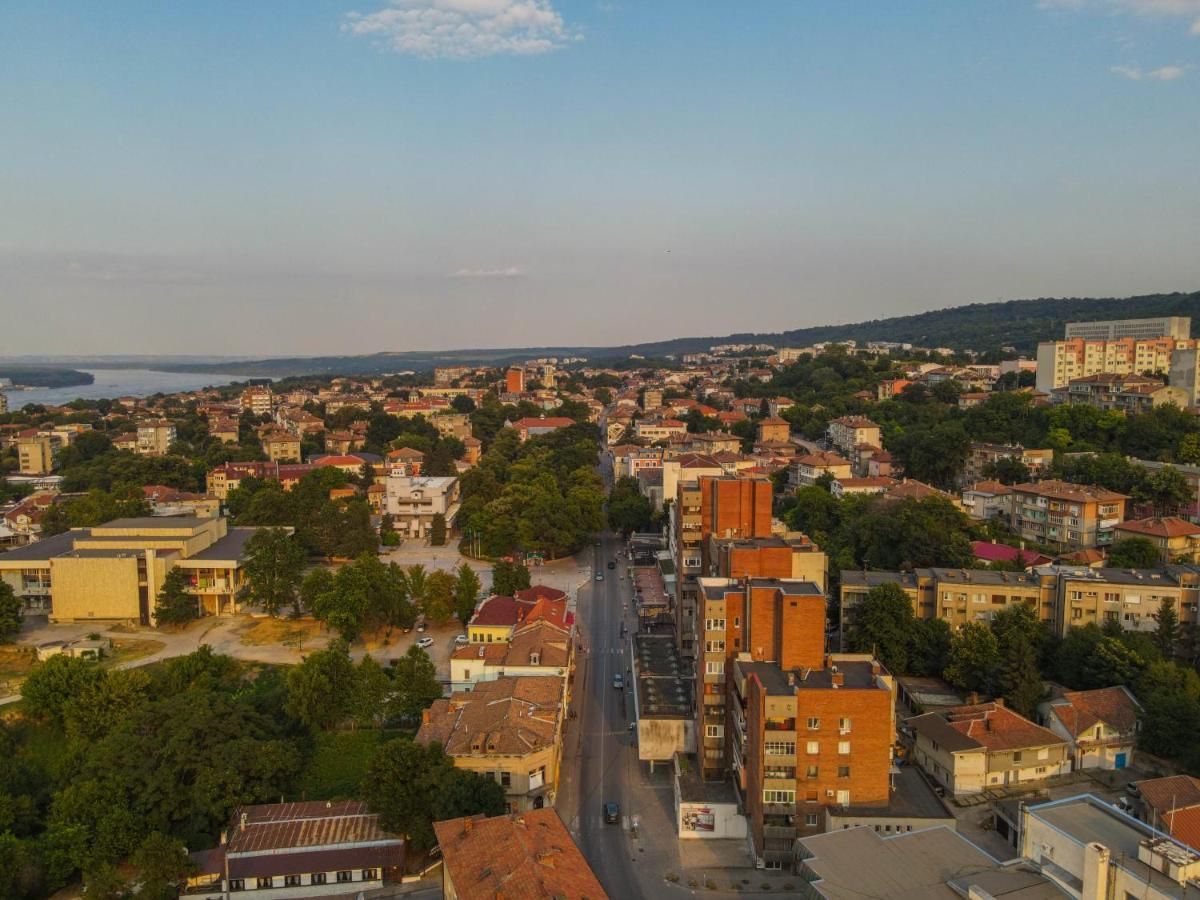Пансион - Димитър Хадживасилев Sviștov Exterior foto